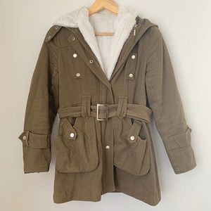 Army green layer jacket fur lined
